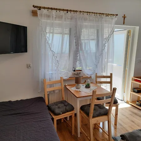 Dom Goscinny Zochna Homestay *